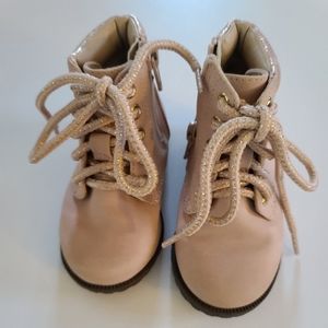 The Children's Place Size 4 Boots